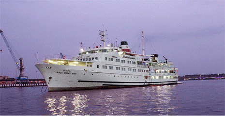 از نمد توافقنامه ها کلاهی برای گردشگری دریایی درست نمی شود