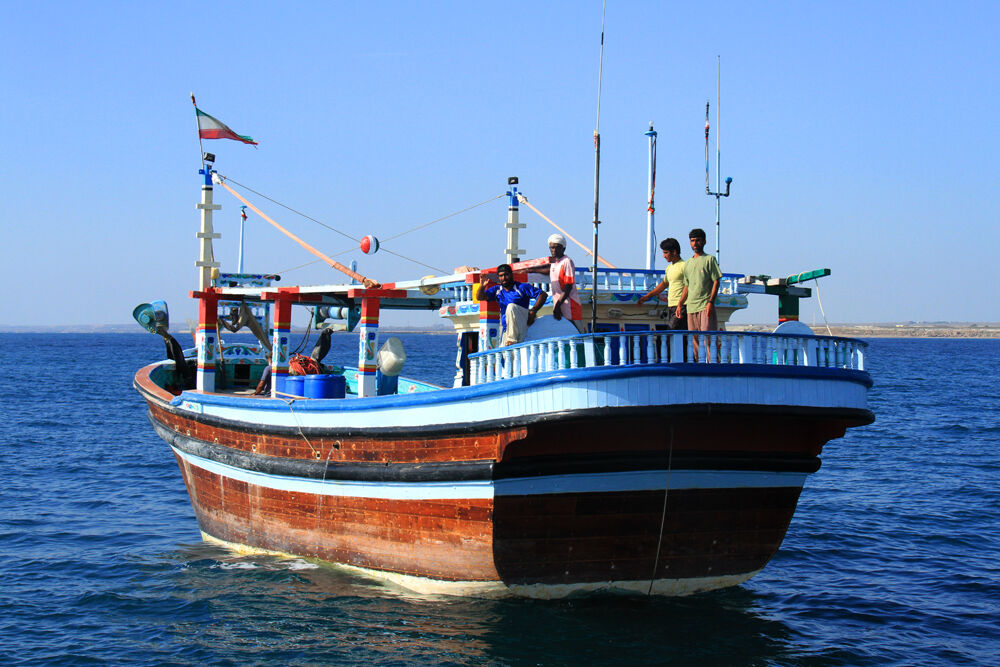 خواسته لنج‌داران و ملوانان گناوه از رئیس جمهور: افزایش سهمیه سفرهای دریایی