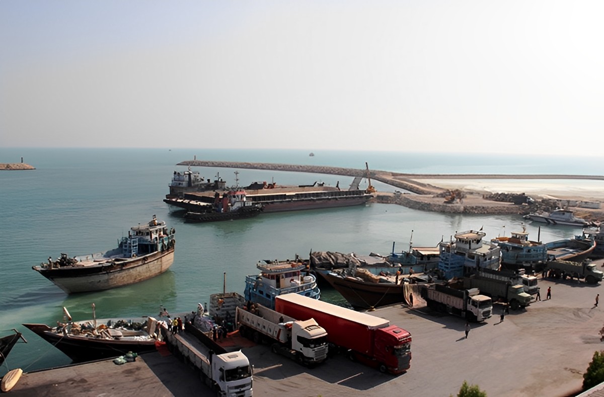 نرخ حمل دریایی فولاد ایران به عراق افزایش یافت