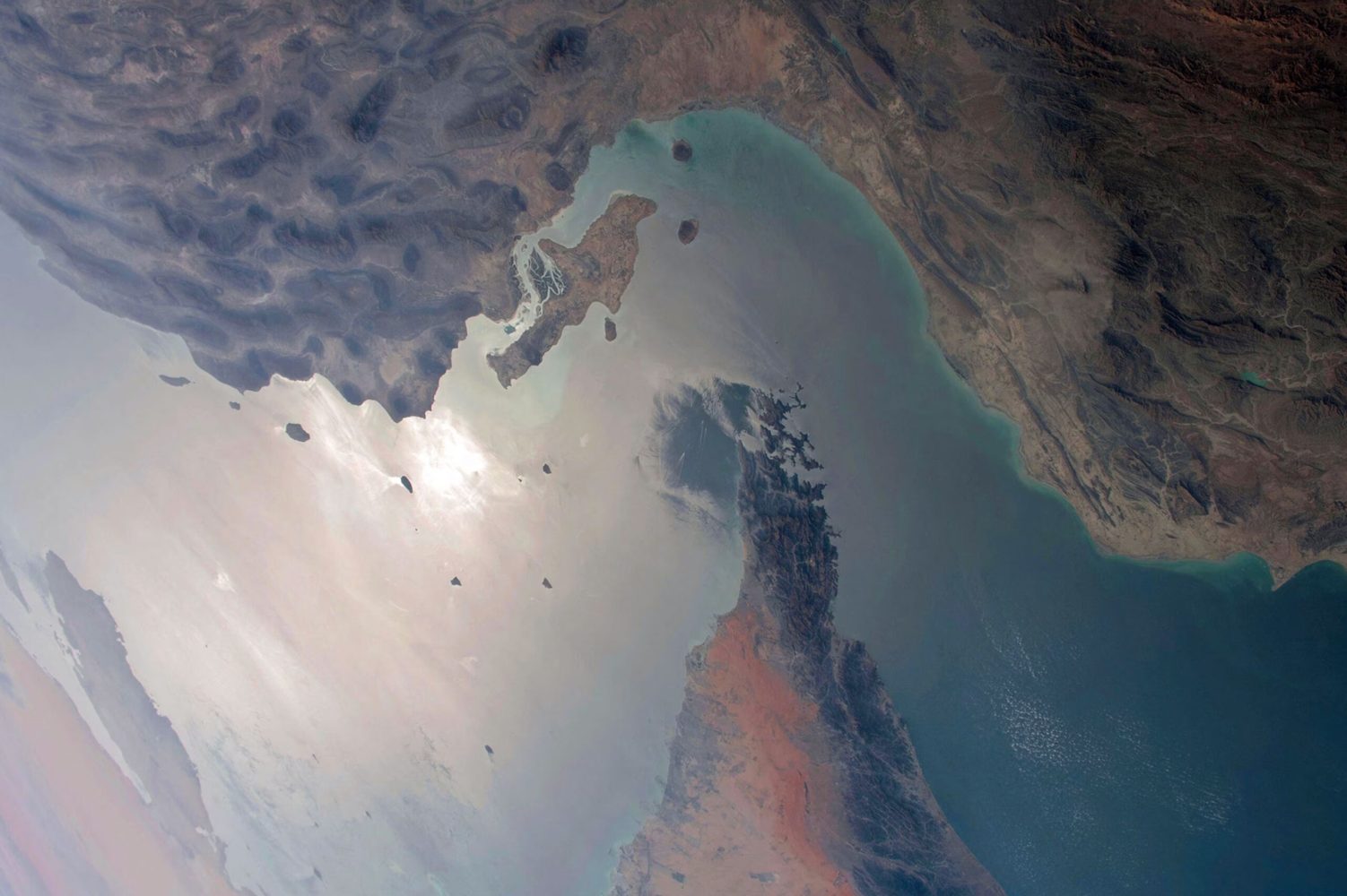 تنگه هرمز؛استیصال دشمن در برابر پیچیدگی‌های یک سیستم چندلایه